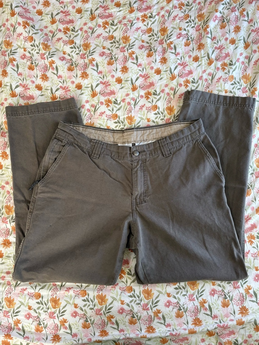 Columbia Gray Utility Cargo Straight Leg Pants Size 34 W Hiking Outdoors Y2K